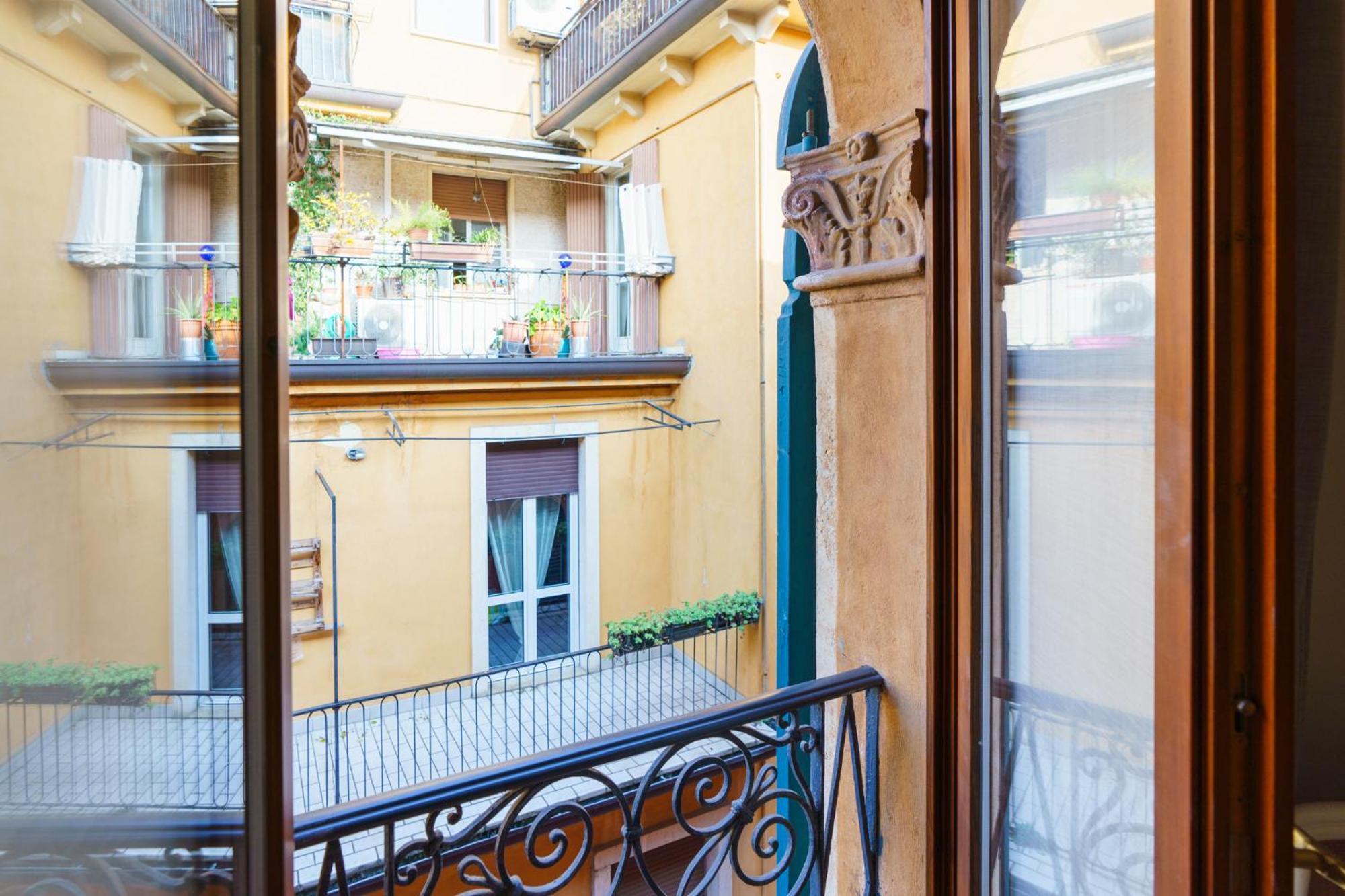 Residenza Cattaneo Apartment Verona Exterior photo